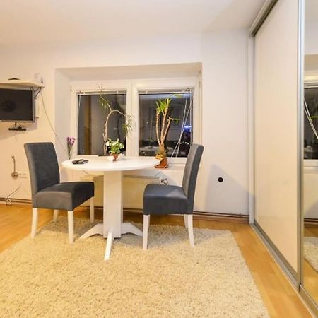 Apartment in SJJ Buitenkant foto